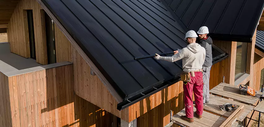 Professional Barn Roof Repair Services in Highland Park, IL