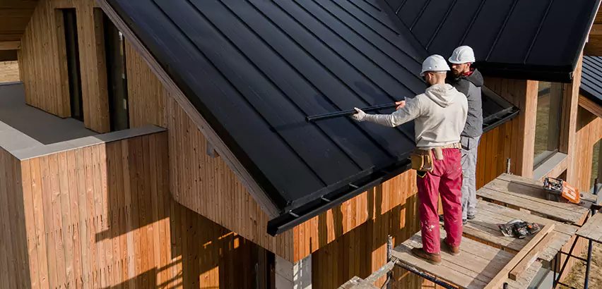 Professional Soffit Repair Services in Highland Park, IL