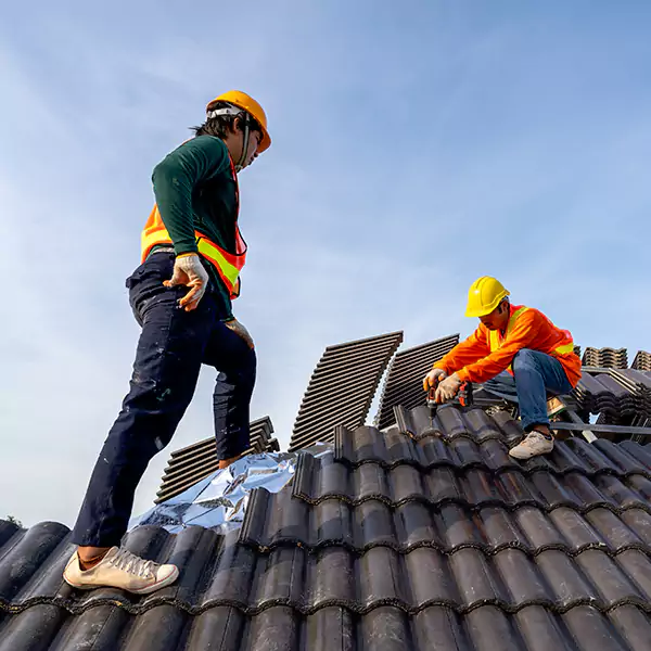 Why Highland Park, IL Property Owners Trust Highland Park Roofing Pro for Emergency Roof Repair?