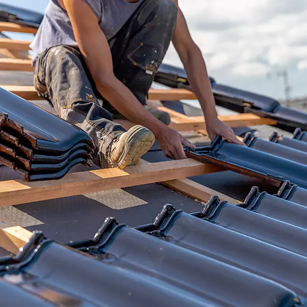 Why Highland Park, IL Homeowners Choose Highland Park Roofing Pro for Hail Damage Repairs?